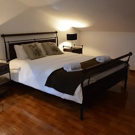 Holiday Houses - Serra Montejunto
